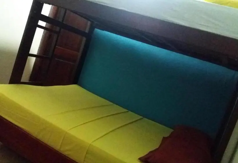 اتاق استاندارد سه نفره, Hospedaje Dannita B&b