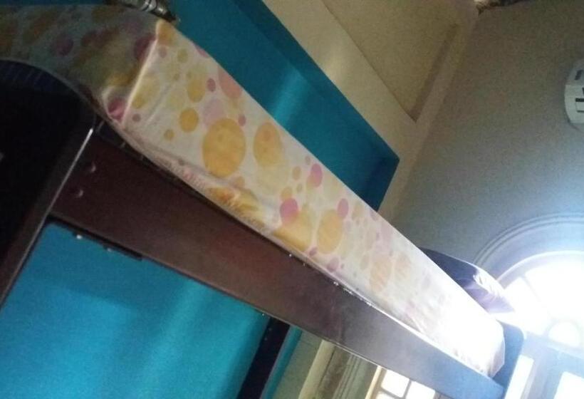 Familiekamer, Hospedaje Dannita B&b