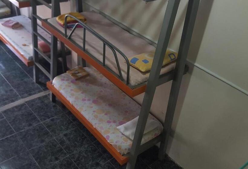 Bed in een Gedeelde Kamer, Hospedaje Dannita B&b