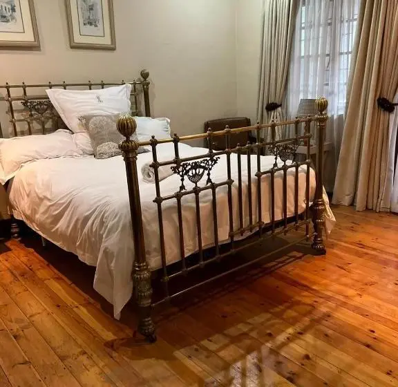 اتاق استاندارد, Fernivy Guest House