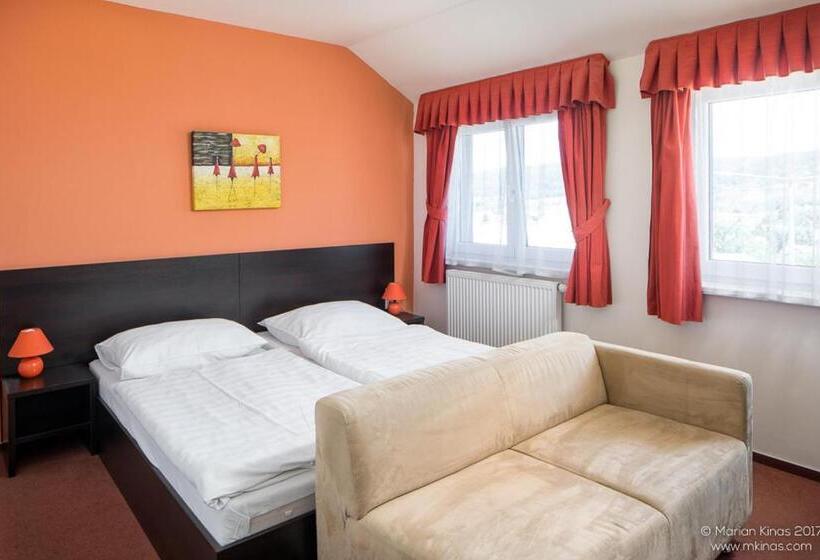 Номер Стандарт, Garni Hotel Fellini