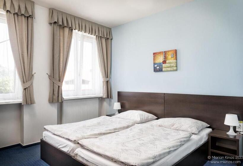 Номер Стандарт, Garni Hotel Fellini