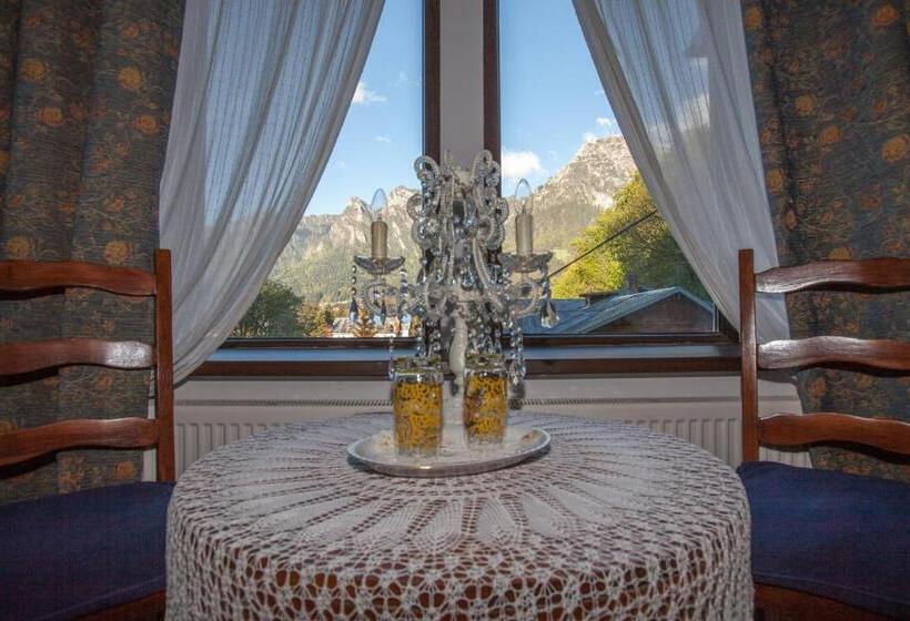 套房, Il Piccolo Castello Busteni