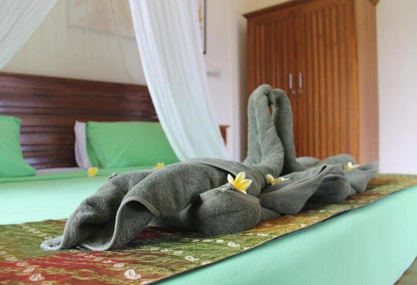 バルコニー付きデラックスルーム, Villa Bungsil Gading