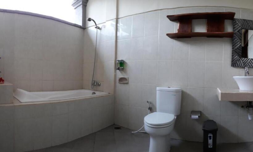 スタンダードインサイドビュールーム, Villa Bungsil Gading