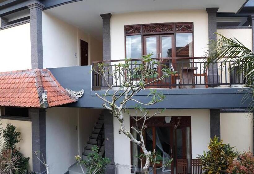 Номер Стандарт Вид на Бассейн, Villa Bungsil Gading