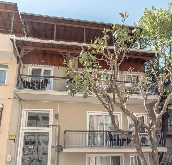 スタンダードスタジオ, Büyükada Apart Hotel Yeni Apart
