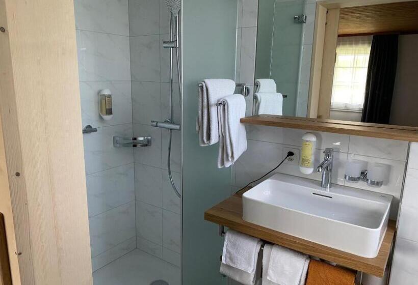 スタンダードルーム, Hirschen Wald Gasthaus & Bäckerei