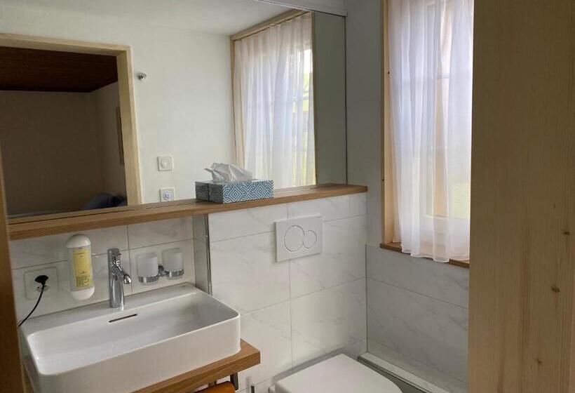 スタンダードルーム, Hirschen Wald Gasthaus & Bäckerei