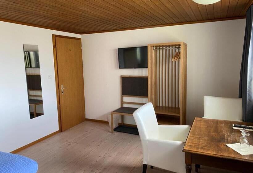 スタンダードルーム, Hirschen Wald Gasthaus & Bäckerei