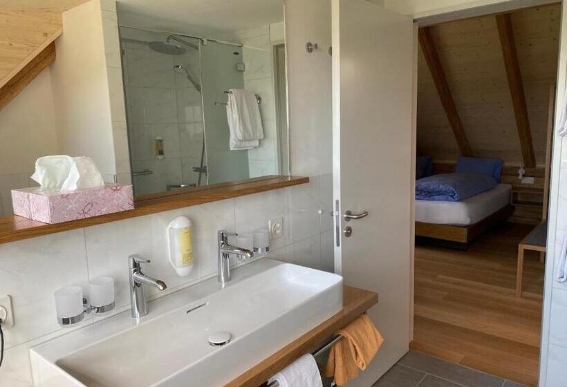 スタンダードトリプルルーム, Hirschen Wald Gasthaus & Bäckerei