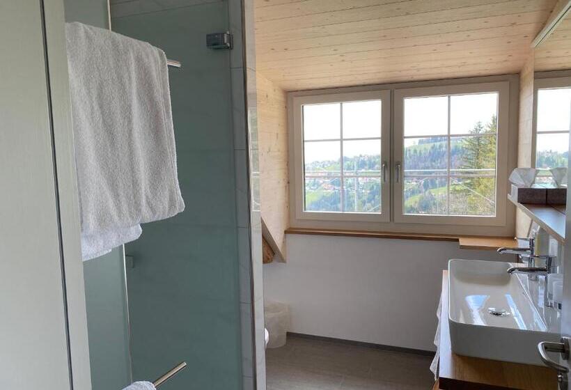 スタンダードトリプルルーム, Hirschen Wald Gasthaus & Bäckerei