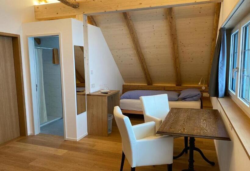 スタンダードトリプルルーム, Hirschen Wald Gasthaus & Bäckerei