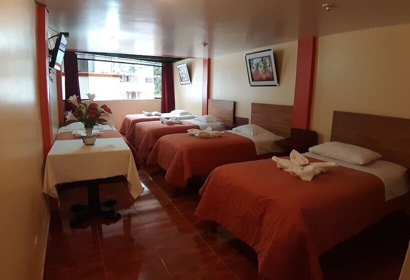 四人标准间, Hostal Urpi