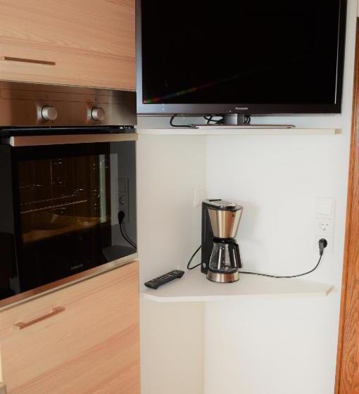 1 Bedroom Apartment Lake View, Bauernhof Unterhöfner