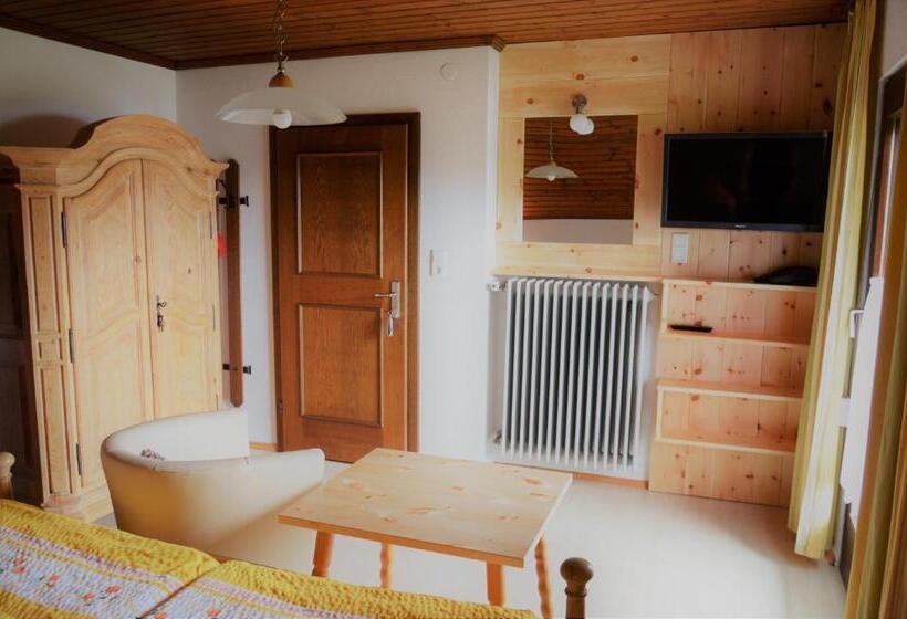 1 Bedroom Apartment Lake View, Bauernhof Unterhöfner