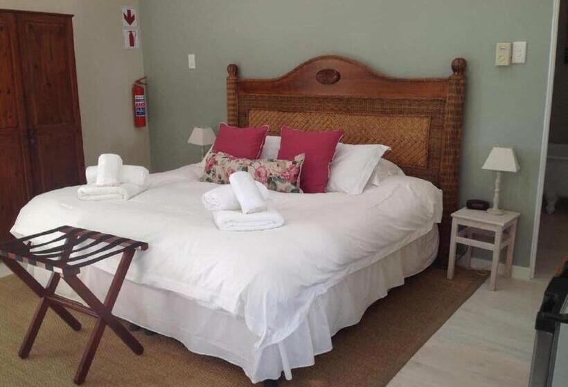 Номер Deluxe с Балконом, 5 Mountains Lodge & Spa