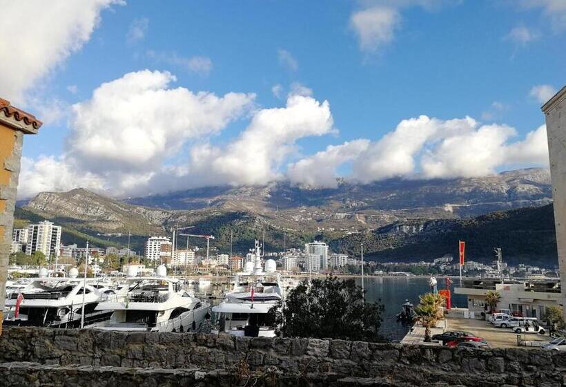 آپارتمان 1 خوابه با چشمانداز دریا, Guesthouse Bogdanovic