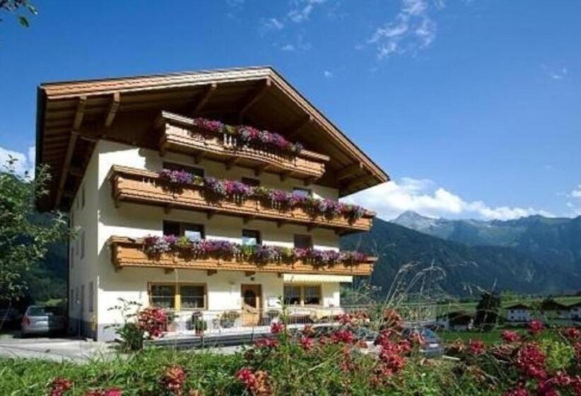 スタンダードシングルルーム, Landhaus Tipotsch