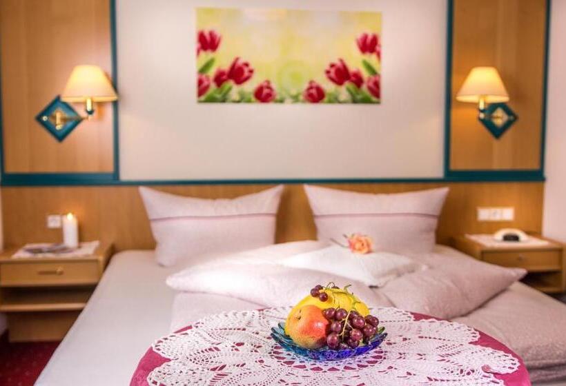 バルコニー付きスタンダードルーム, Landhaus Tipotsch