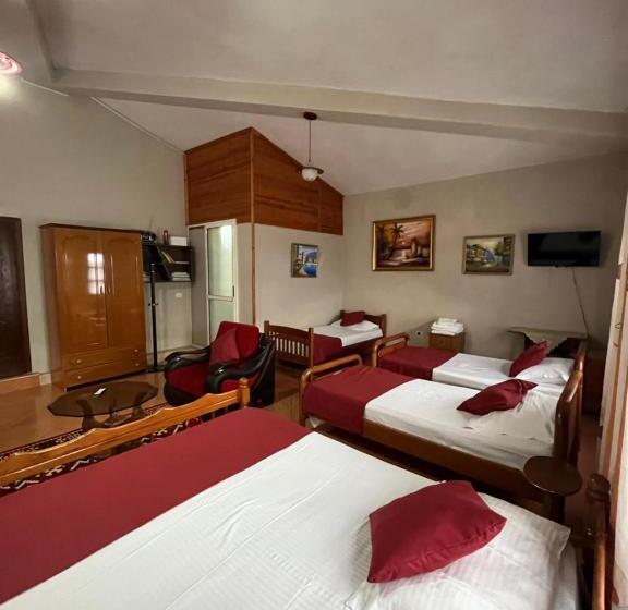 غرفة عائلية, Rooms Emiliano Castle Of Kruja