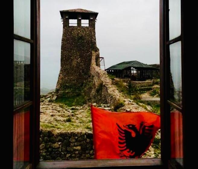 غرفة عائلية, Rooms Emiliano Castle Of Kruja