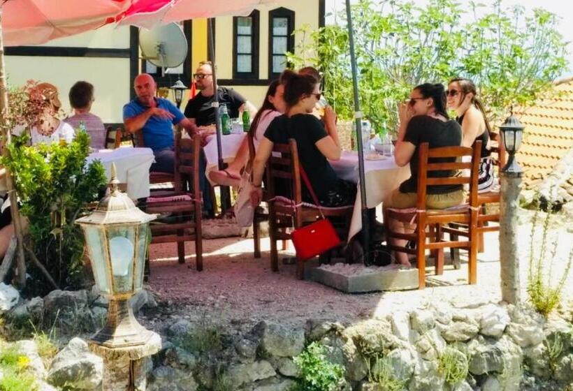 غرفة عائلية, Rooms Emiliano Castle Of Kruja