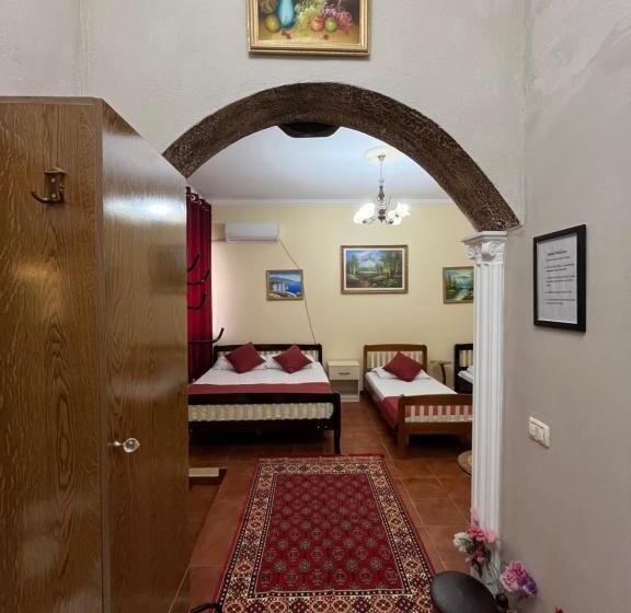 スタンダード４人部屋, Rooms Emiliano Castle Of Kruja