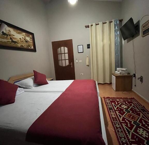 غرفة ديلوكس, Rooms Emiliano Castle Of Kruja