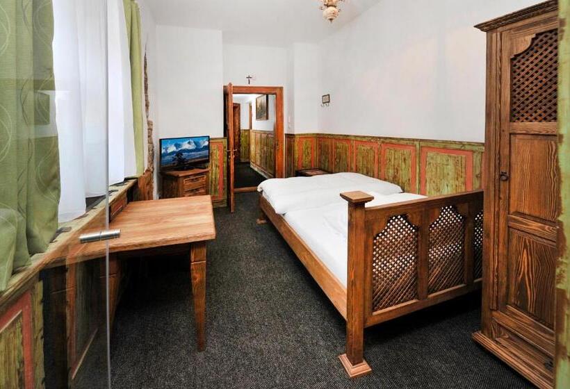 اتاق استاندارد یک نفره, Vila U Septima