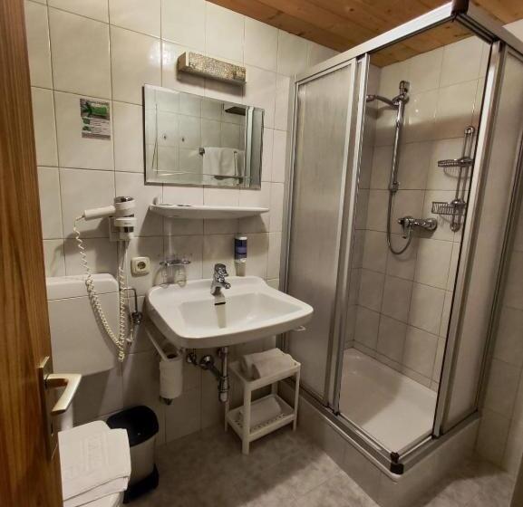 Номер Стандарт, Gasthaus Mitterjager