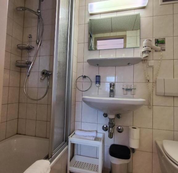 Номер Стандарт, Gasthaus Mitterjager