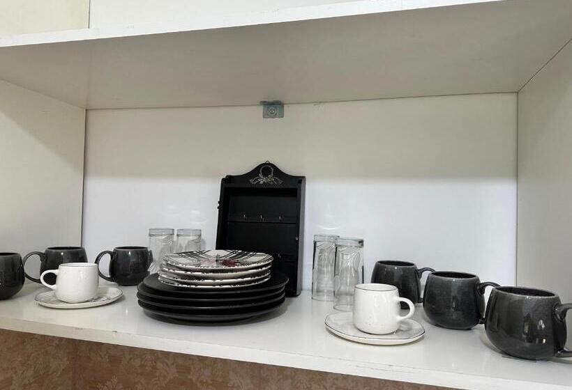 سوییت لوکس, Casa Bella & Nova