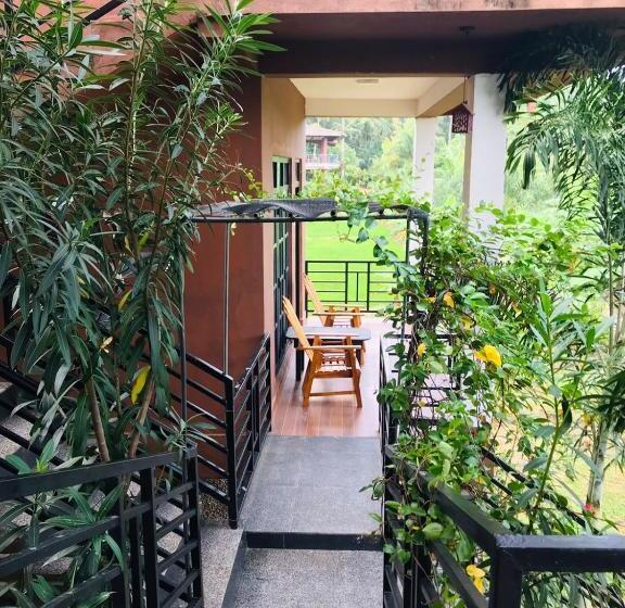 Номер Стандарт с Террасой, Darshani Lodge