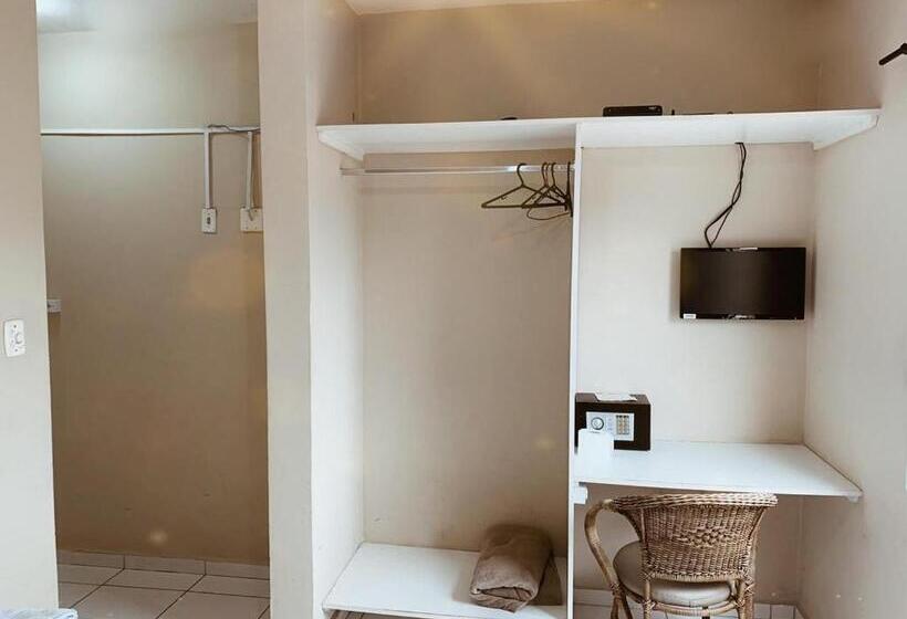 スイート, E Pousada Areia Da Praia