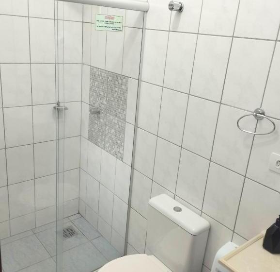 デラックストリプルルーム, Estrela Da Manhã