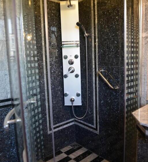 Четырехместный Номер Стандарт Вид на Сад, Gránit Villa