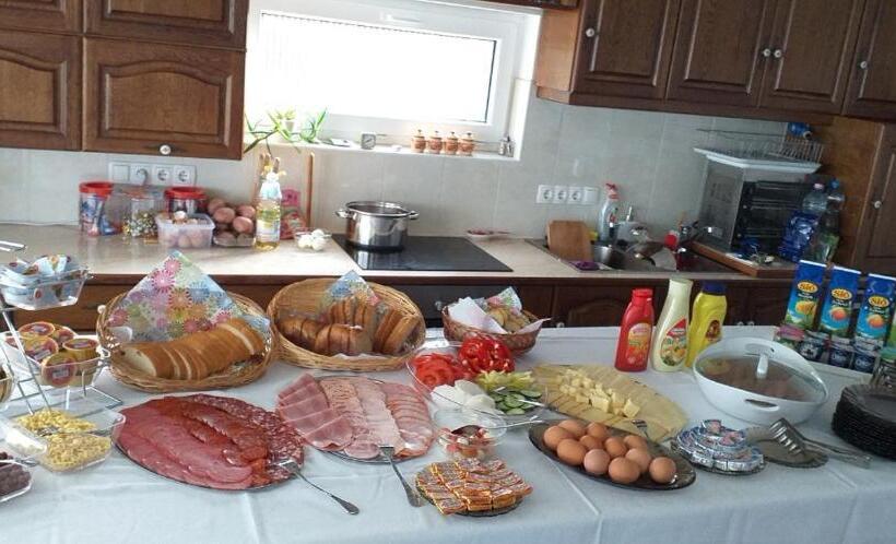 Трехместный Номер Стандарт Вид на Сад, Gránit Villa