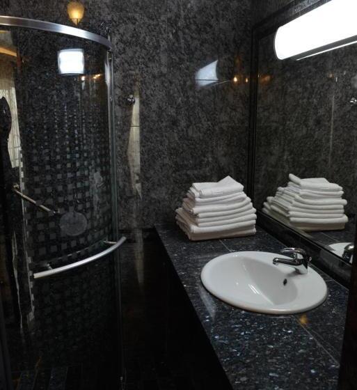 Четырехместный Номер Стандарт, Gránit Villa