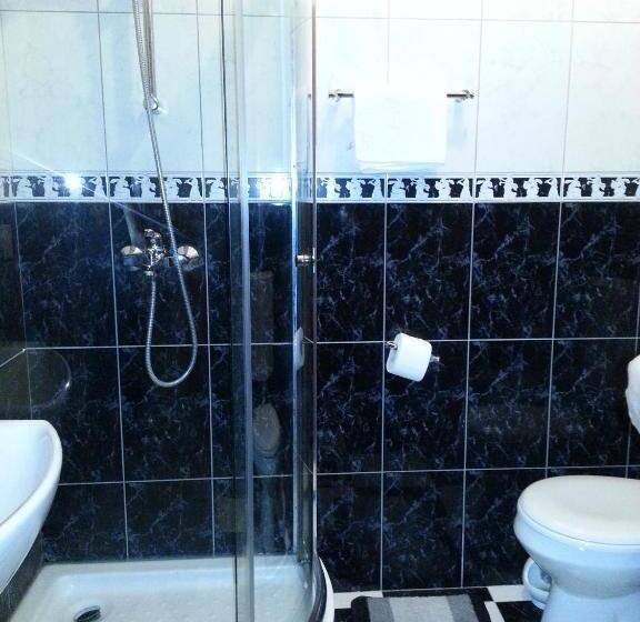 اتاق استاندارد با بالکن, Guest House Pansion 10