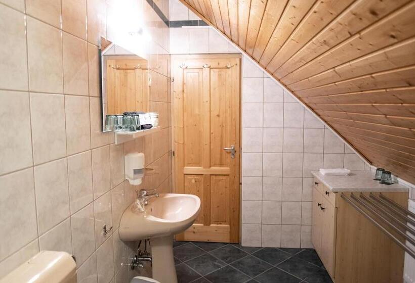 １ベッドルームアパートメント, Hetényi Apartmanház és Birtok