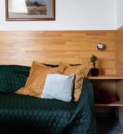带1个卧室带观景的公寓, Hetényi Apartmanház és Birtok