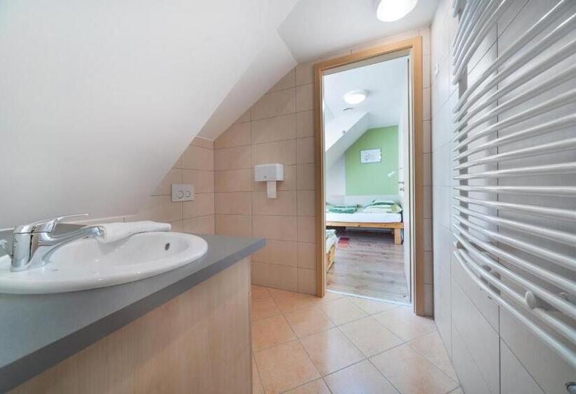 スイート（家族用）, Hetényi Apartmanház és Birtok