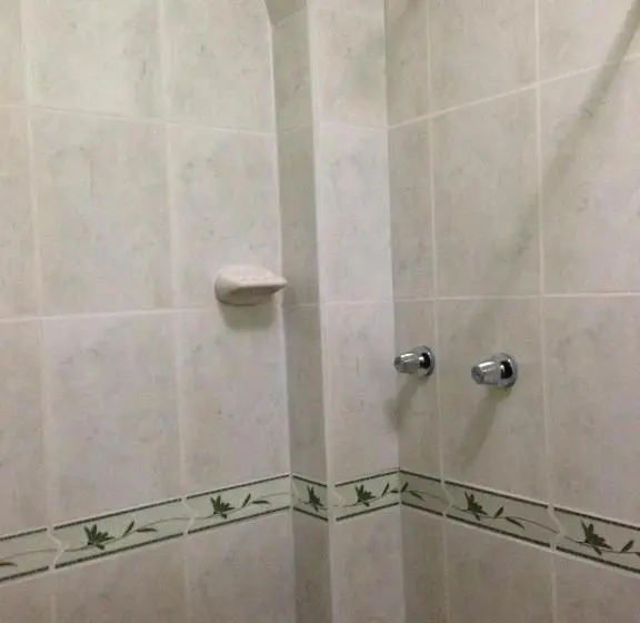 اتاق استاندارد, Hostal Los Lirios