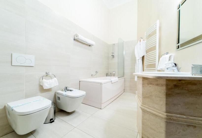 バルコニー付きスタンダードルーム, Picasso Boutique