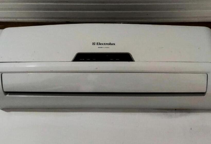 غرفة قياسية ثلاثية, Pousada Marraial