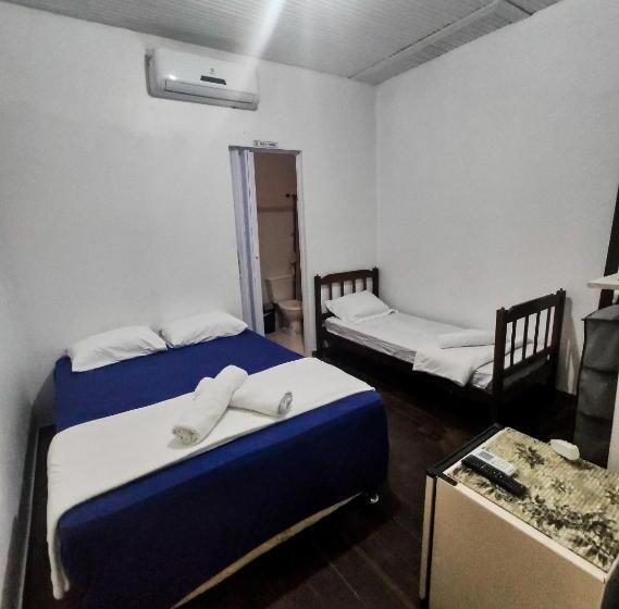 غرفة قياسية ثلاثية, Pousada Marraial