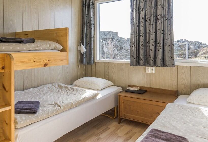 اتاق استاندارد سه تخته با سرویس بهداشتی مشترک, Vogar Travel Service