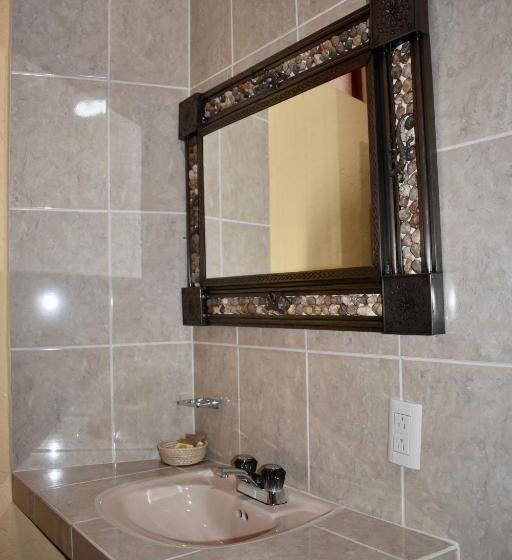 חדר משפחתי, Posada Rincon Magico