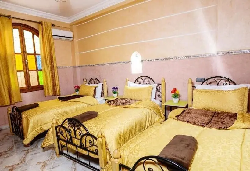 اتاق استاندارد سه نفره, Hôtel Faouzi